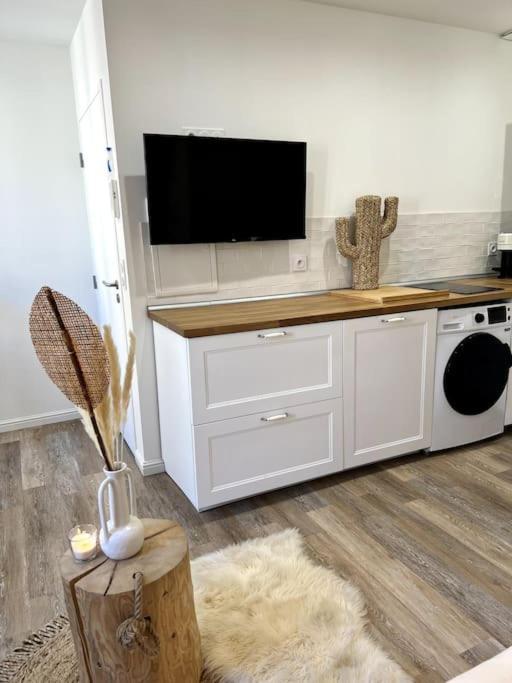 Studio 2 Neuf A 100M Des Plages Et De La Gare Saint-Raphael  Ngoại thất bức ảnh