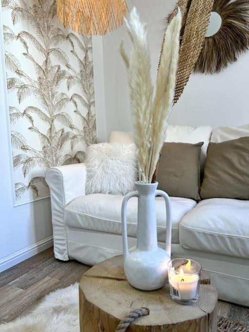 Studio 2 Neuf A 100M Des Plages Et De La Gare Saint-Raphael  Ngoại thất bức ảnh